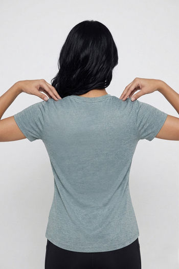 Zelocity Quick Dry Yoga & Training Relaxed Top - Mint Green — image 2